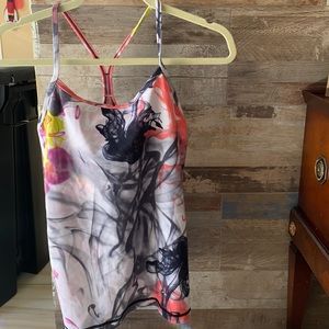 Lululemon- Power Y Unicorn Tears